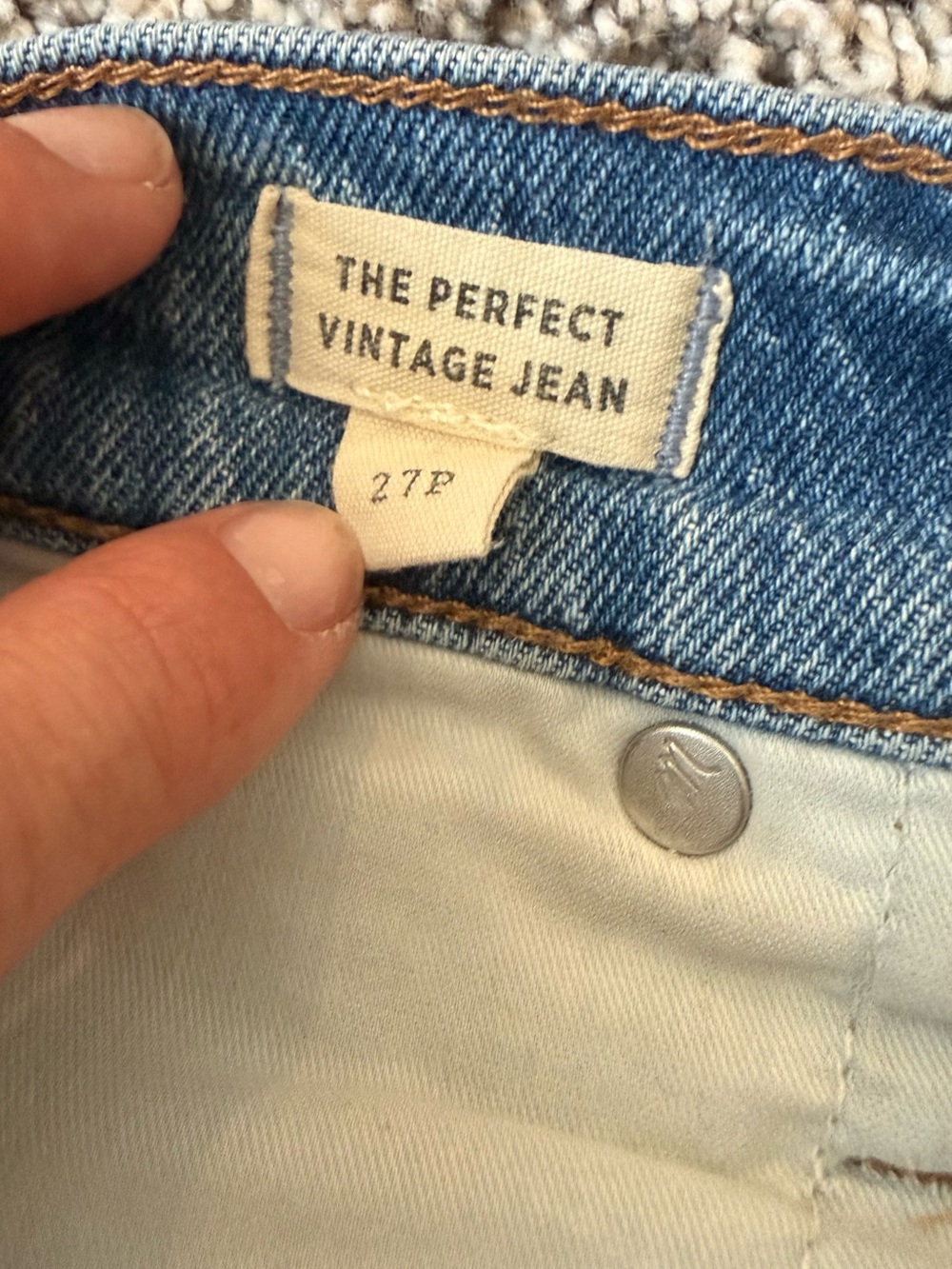 Madewell Cropped Perfect Vintage Straight-Leg Jeans in Medium Blue Wash - Picture 7 of 7